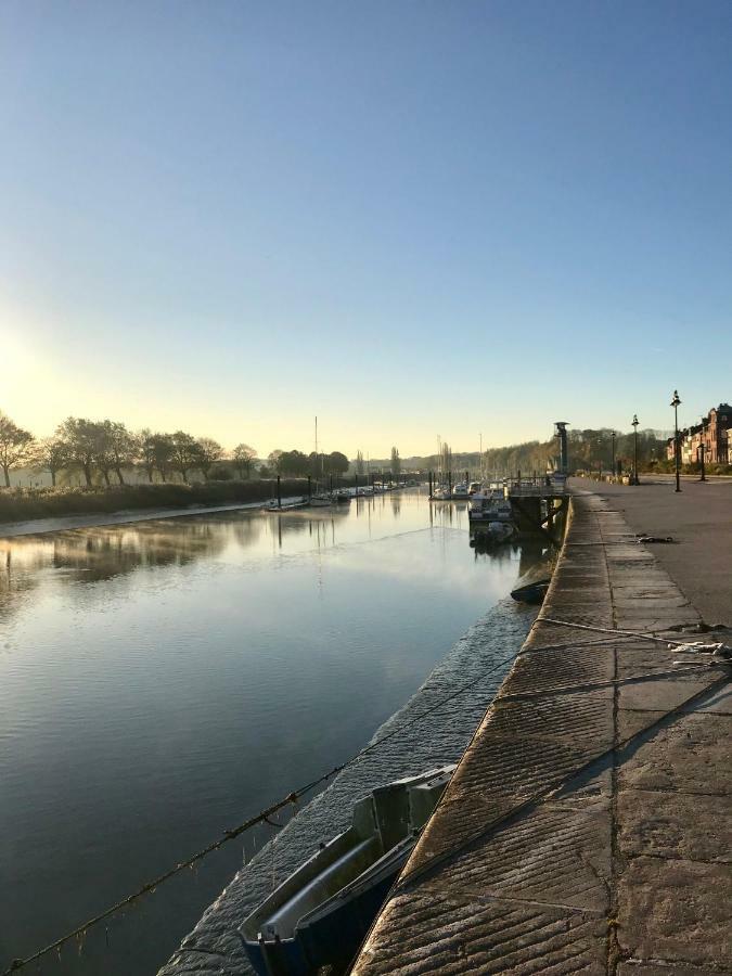 Вілла Au 10 Quai Violette Сен-Валері-сюр-Сомм Екстер'єр фото